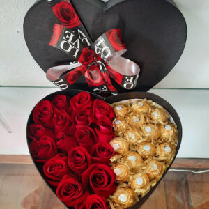 Caixa Coração com rosas e ferrero